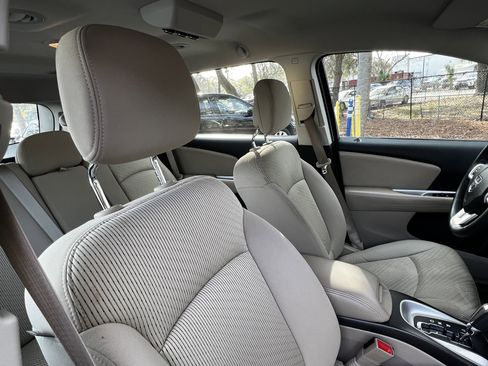 Used 2014 Dodge Journey American Value Package w/ Flexible Seating Group image 44