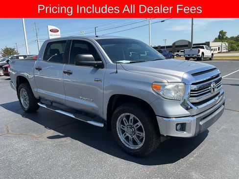 Used 2017 Toyota Tundra SR5 AWD/4WD image 23