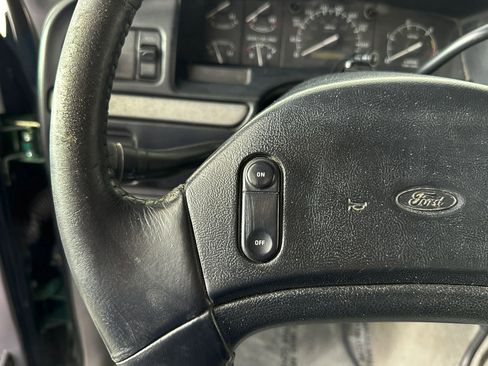 Used 1995 Ford F250 4x4 SuperCab image 28