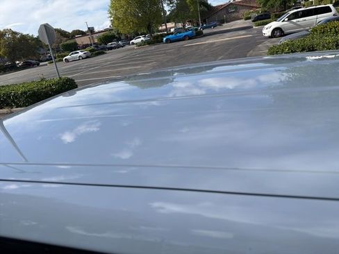 Used 2017 Land Rover Range Rover Sport SE image 9