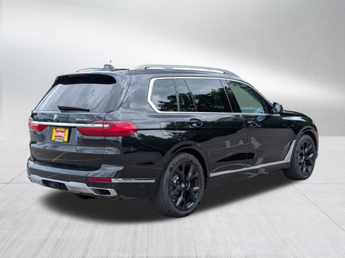 Used 2020 BMW X7 xDrive40i w/ Premium Package AWD/4WD image 7