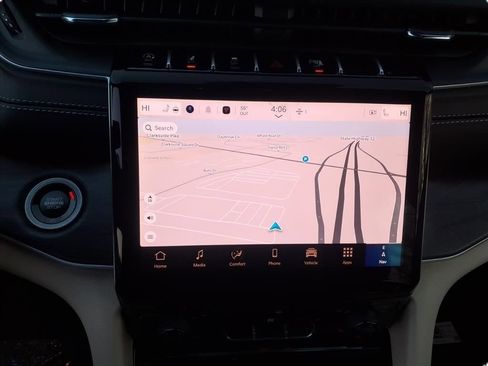 New 2025 Jeep Grand Cherokee L Limited w/ Trailer Tow Package image 21