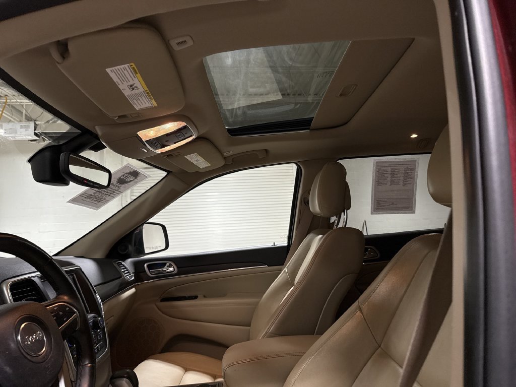 Used 2018 Jeep Grand Cherokee Limited AWD/4WD image 20
