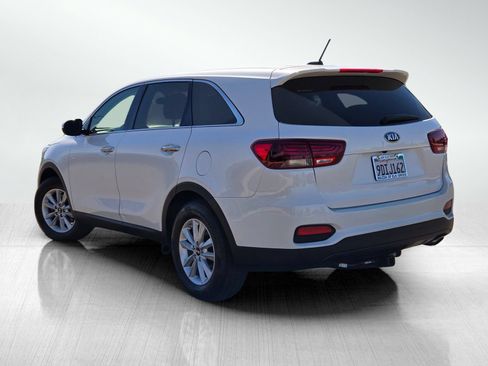 Used 2019 Kia Sorento FWD image 9