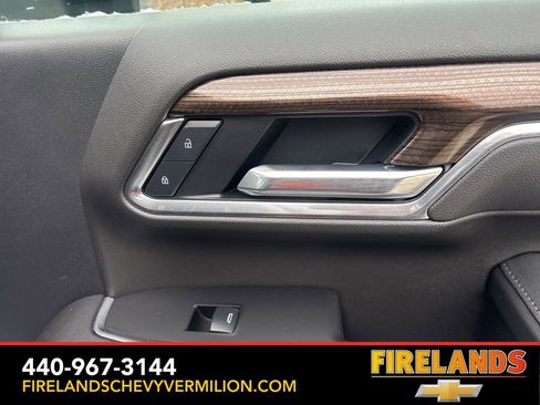 Certified 2025 Chevrolet Silverado 3500 LT w/ Convenience Package image 32