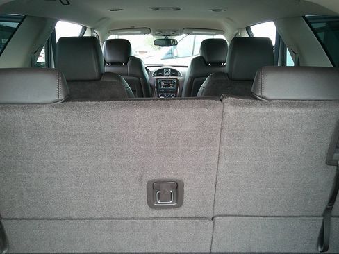 Used 2014 Buick Enclave Leather image 8