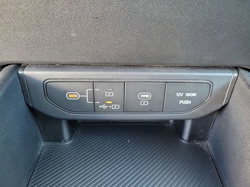 Used 2025 Kia K4 LXS image 29