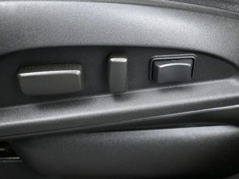 Used 2011 Chevrolet Equinox LT AWD/4WD image 12
