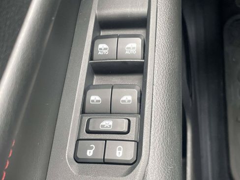 Used 2023 Jeep Compass Trailhawk w/ Trailer Tow Group AWD/4WD image 23