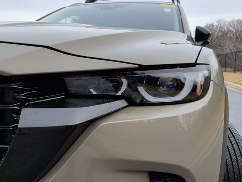 Used 2024 MAZDA CX-50 AWD 2.5 Turbo w/ Premium Pkg image 3