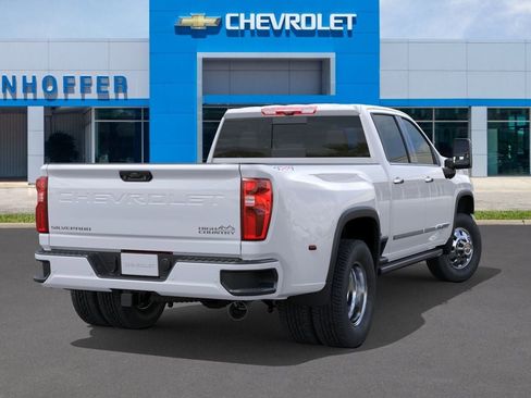 New 2024 Chevrolet Silverado 3500 High Country w/ High Country Premium Package AWD/4WD image 4
