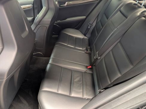 Used 2009 Mercedes-Benz C 63 AMG Sedan image 13