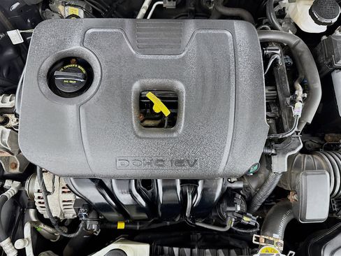 Used 2020 Hyundai Elantra SE w/ Cargo Package (C1) image 37