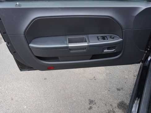 Used 2013 Dodge Challenger R/T Plus image 10