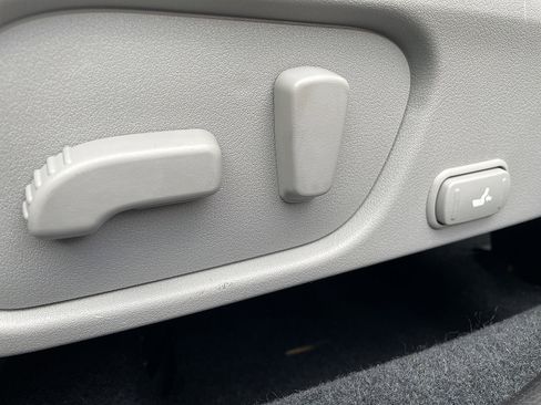 Used 2016 Subaru Forester 2.5i Premium image 45