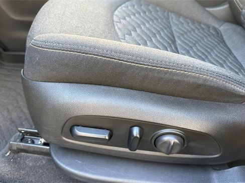 Used 2020 Chevrolet Equinox LT image 13