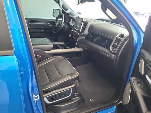 Used 2025 RAM 1500 Laramie w/ Night Edition AWD/4WD image 10