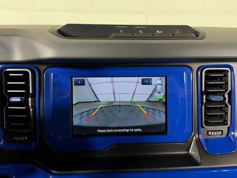 Used 2023 Ford Bronco Black Diamond image 13