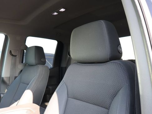 Used 2019 Chevrolet Silverado 1500 Custom Trail Boss w/ Custom Convenience Package AWD/4WD image 13
