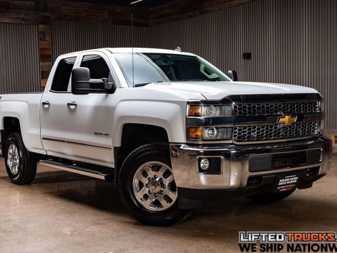 Used 2015 Chevrolet Silverado 2500 LTZ w/ LTZ Plus Package image 1