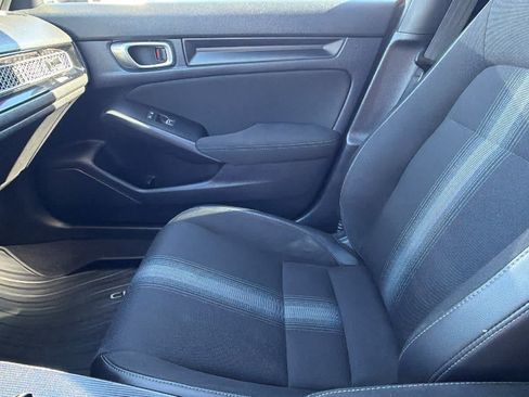 Used 2023 Honda Civic Sport image 12