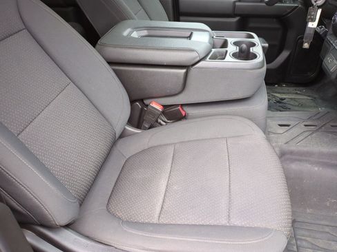 Used 2021 Chevrolet Silverado 1500 Custom Trail Boss AWD/4WD image 24