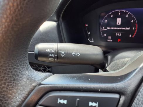 Used 2025 Honda Accord SE image 18