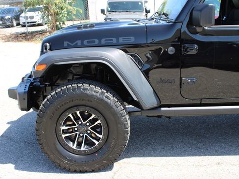 New 2026 Jeep Wrangler Unlimited Rubicon 392 w/ Quick Order Package 27X Moab AWD/4WD image 7