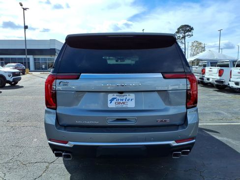 New 2026 GMC Yukon Denali w/ Sun & Power Step Package image 4