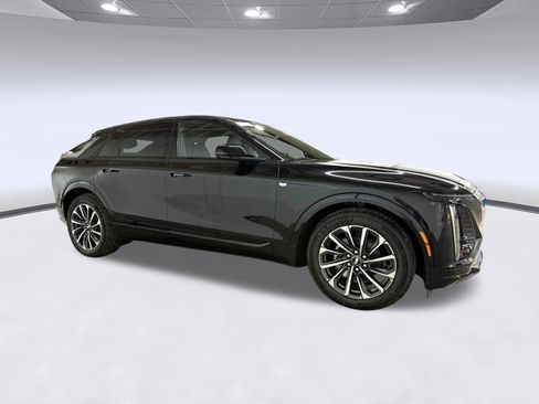 New 2026 Cadillac Lyriq Sport AWD/4WD image 7