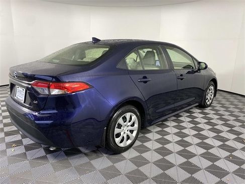 Used 2023 Toyota Corolla LE image 9