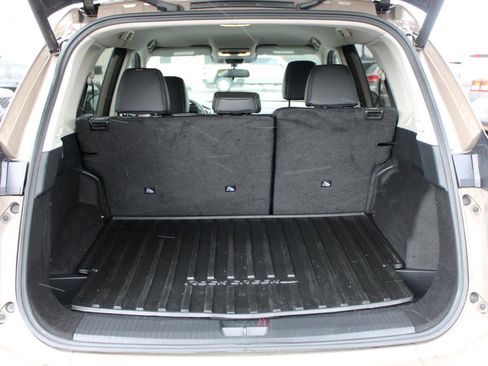 Used 2025 Nissan Rogue SV image 10