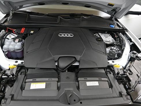 Used 2025 Audi Q7 3.0T Premium Plus w/ Premium Plus Package image 10