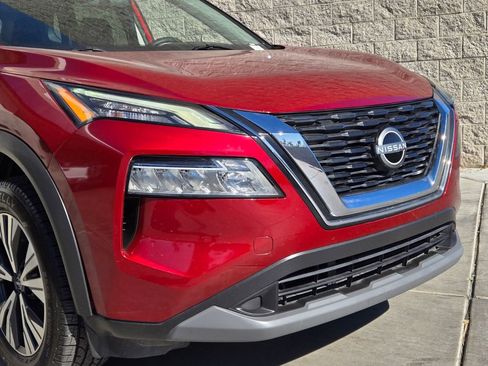 Used 2023 Nissan Rogue SV AWD/4WD image 7