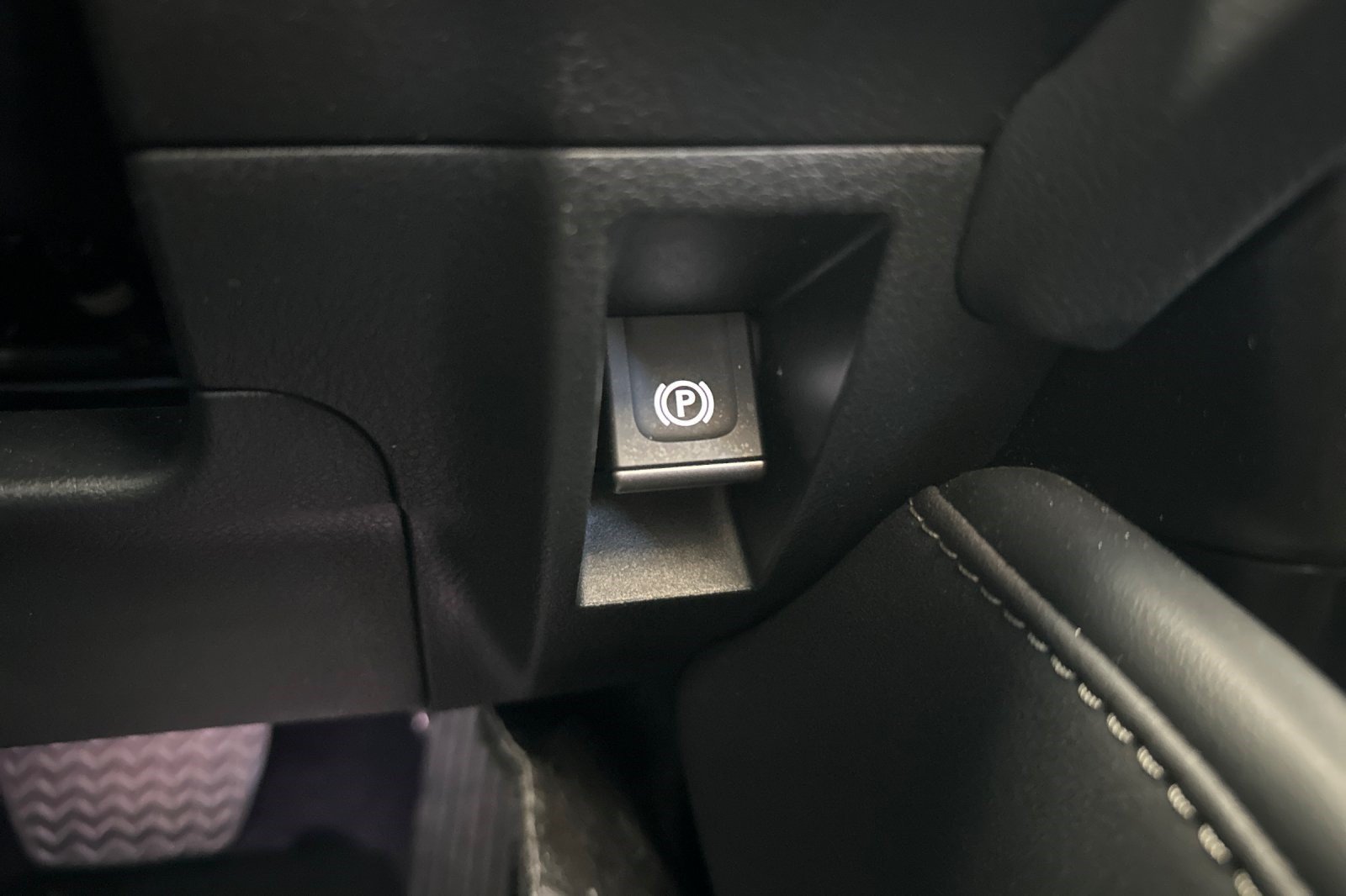 Used 2024 Lexus ES 350 w/ Accessory Package (Z1) FWD image 39