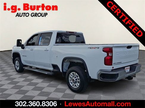 Used 2024 Chevrolet Silverado 2500 LT image 4
