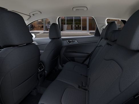 New 2026 Kia Sportage LX image 18