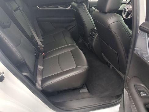 Certified 2024 Cadillac XT5 Premium Luxury FWD image 26