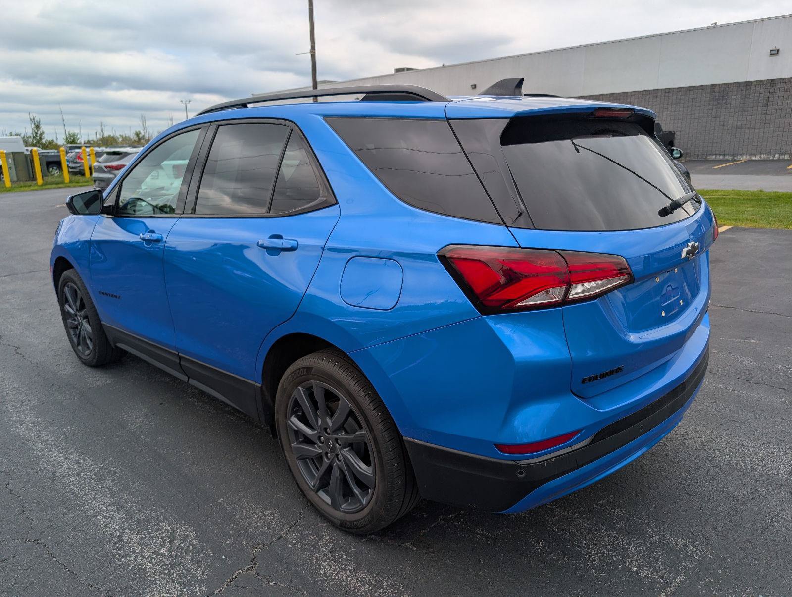 Used 2024 Chevrolet Equinox RS AWD/4WD image 6