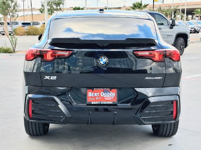 New 2027 BMW X2 xDrive28i w/ Technology Package AWD/4WD image 6