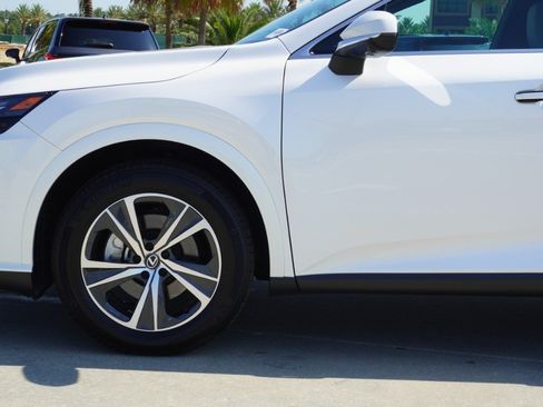 Used 2025 Lexus RX 350 Premium w/ Convenience Package FWD image 10