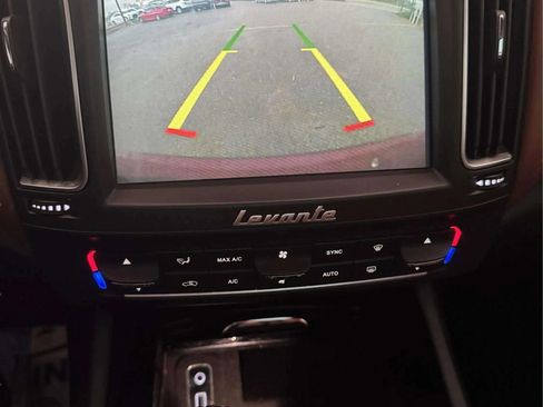 Used 2017 Maserati Levante Sport Utility 4D image 16