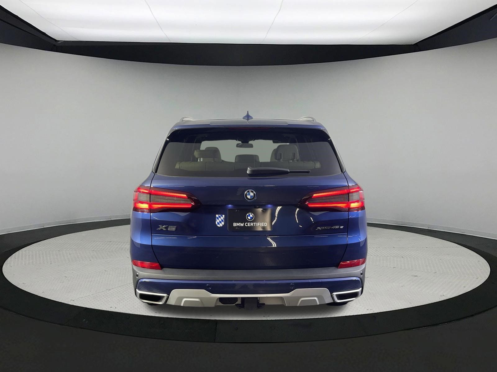 Certified 2022 BMW X5 xDrive45e w/ Premium Package AWD/4WD image 6