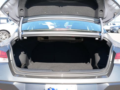 Used 2024 Hyundai Elantra SEL w/ Convenience Package image 14