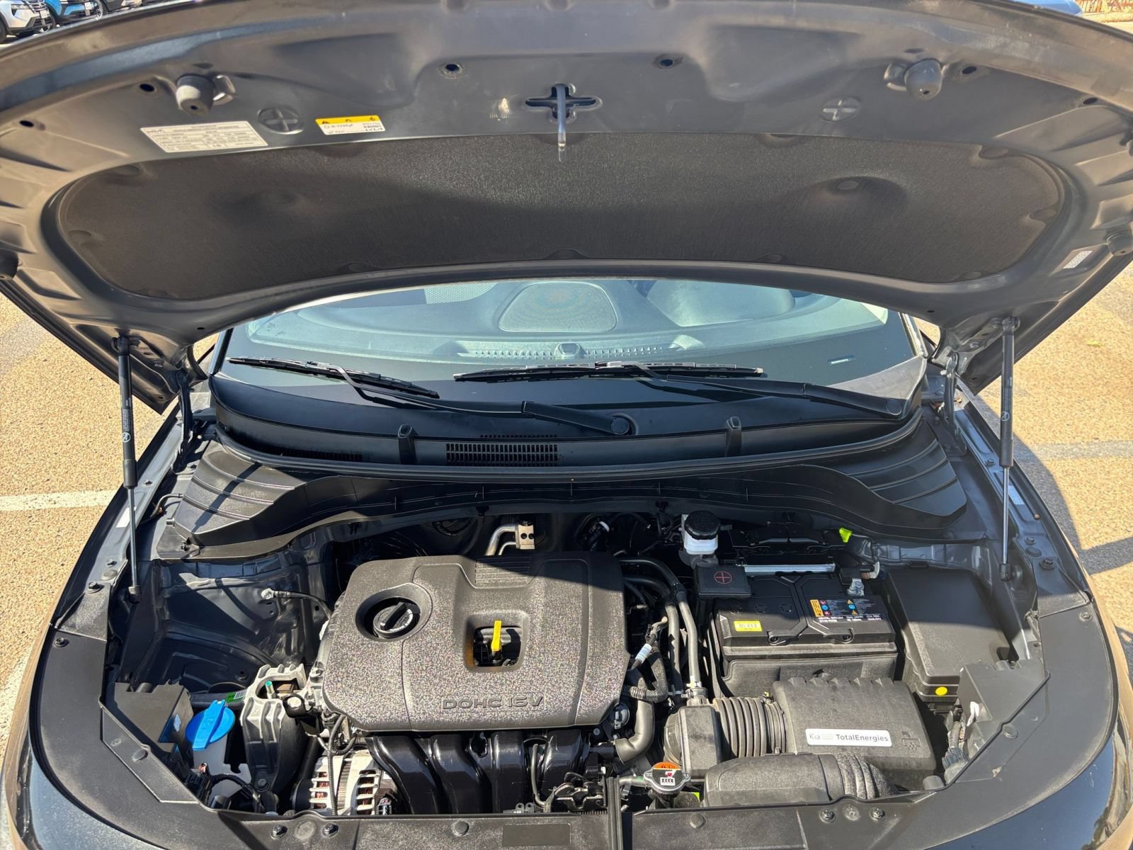 Used 2025 Kia Soul LX w/ LX Technology Package FWD image 29