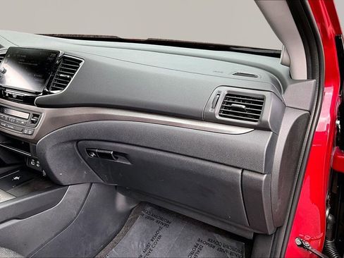 Used 2025 Honda Ridgeline Sport image 20