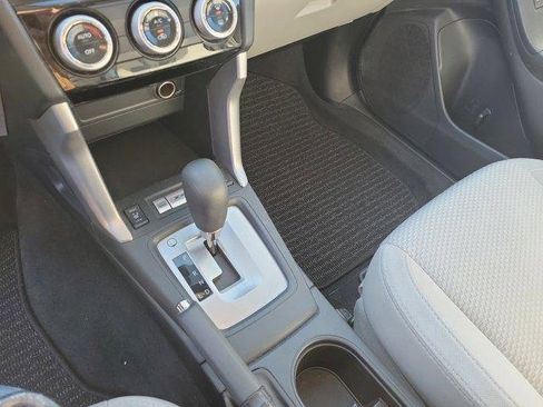 Used 2018 Subaru Forester 2.5i Premium w/ All-Weather Package image 29