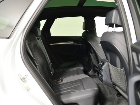 Certified 2025 Audi Q5 2.0T Premium image 22