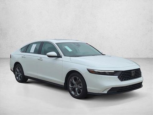 Used 2024 Honda Accord EX image 3