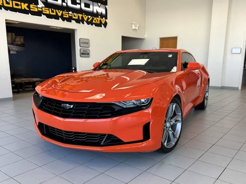 Used 2020 Chevrolet Camaro LT w/ RS Package image 2